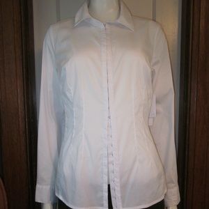 Laundry Size 6 white cotton front closure blouse